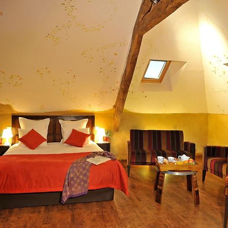 Hotel O2B Aux Berges De Broceliande Beignon Eksteriør billede
